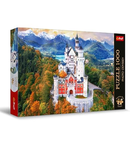 Neuschwanstein Castle in Autumn | Amazon.com.br